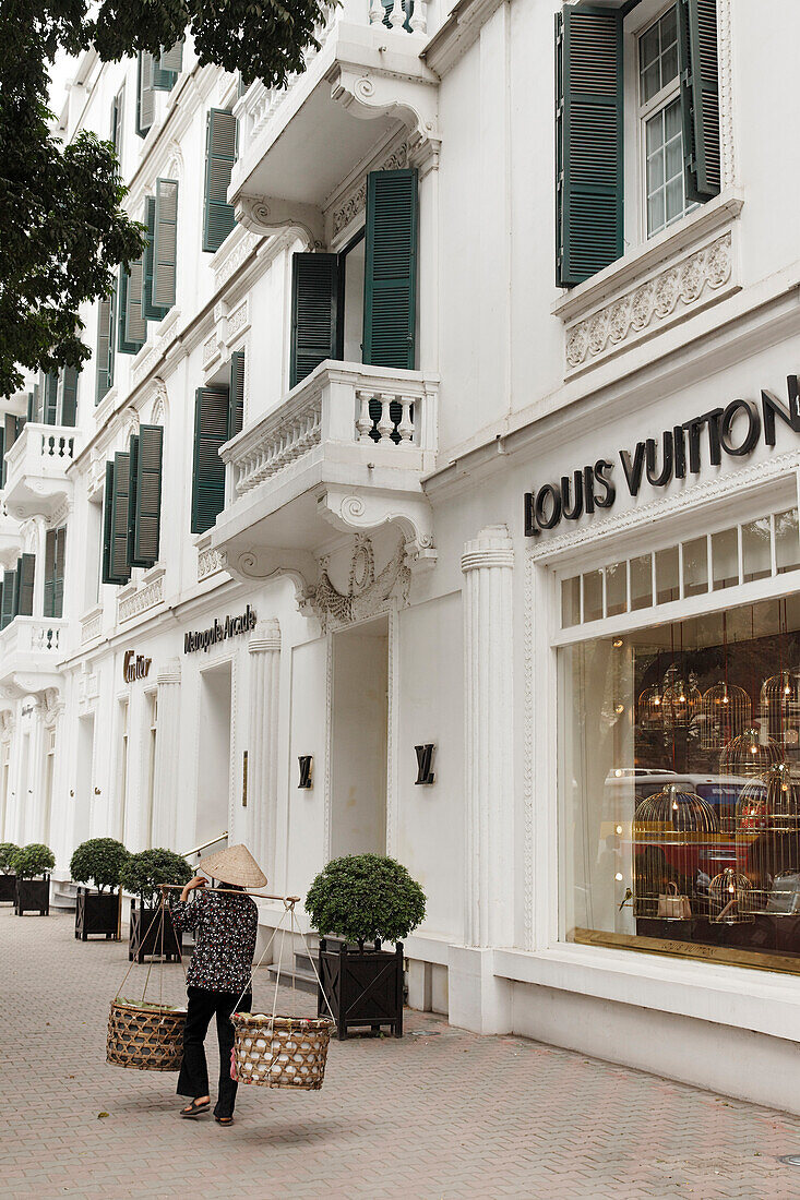 Shopping street, french quarter, Hanoi, Bac Bo, Vietnam