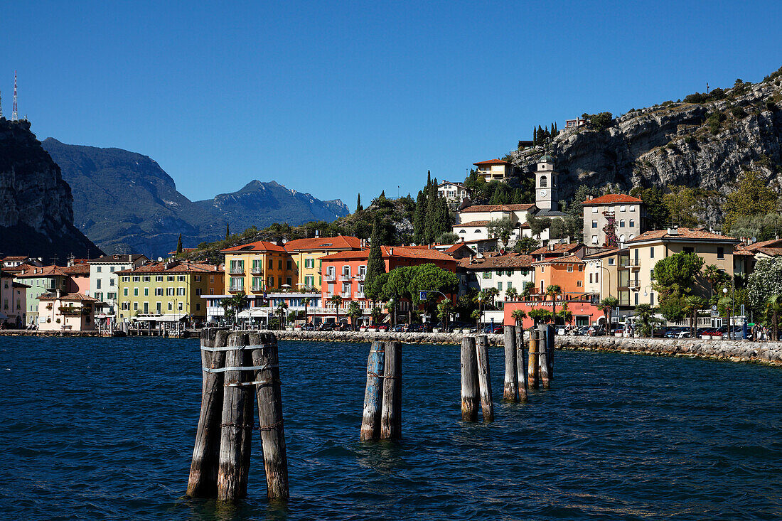 Aussicht auf Torbole, Gardasee, Trentino, Italien