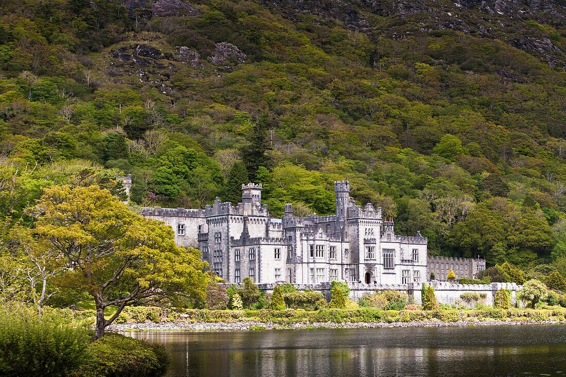 Kylemore Abbey in Connemara, County Galway, Ireland, Europe