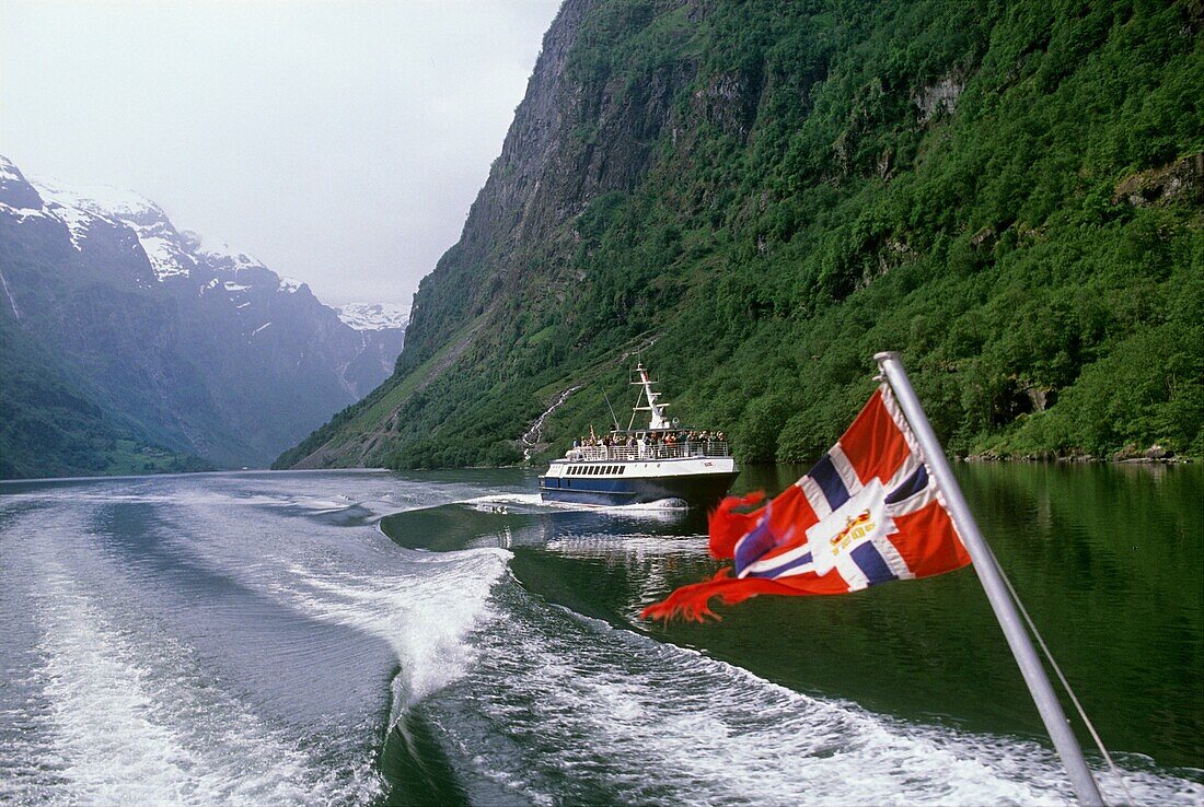 Norway, Hordaland, Cruise on the Aurlandsfjord