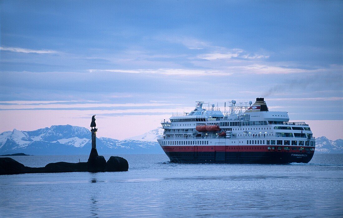 Norway, Nordland, Lofoten Islands, Coastal Steamer Finnmarken leaving Svolvaer harbour