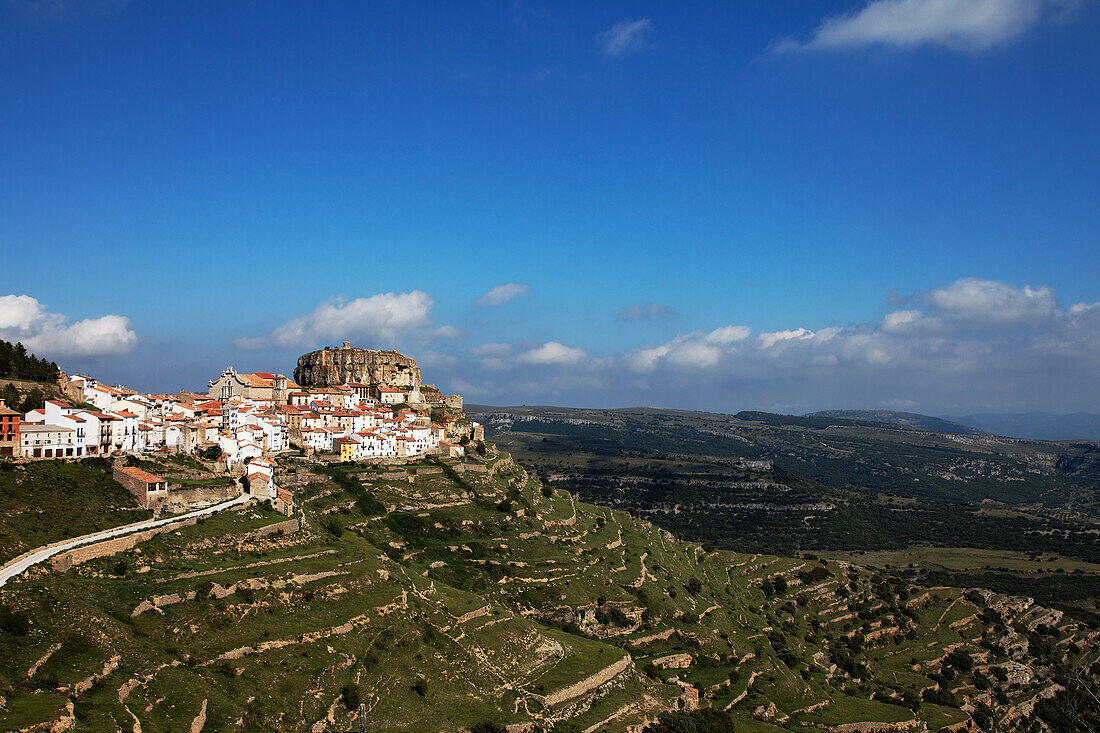 Dorfansicht mit Kastell, Ares del Maestre, Costa del Azahar, Provinz Castello, Spanien