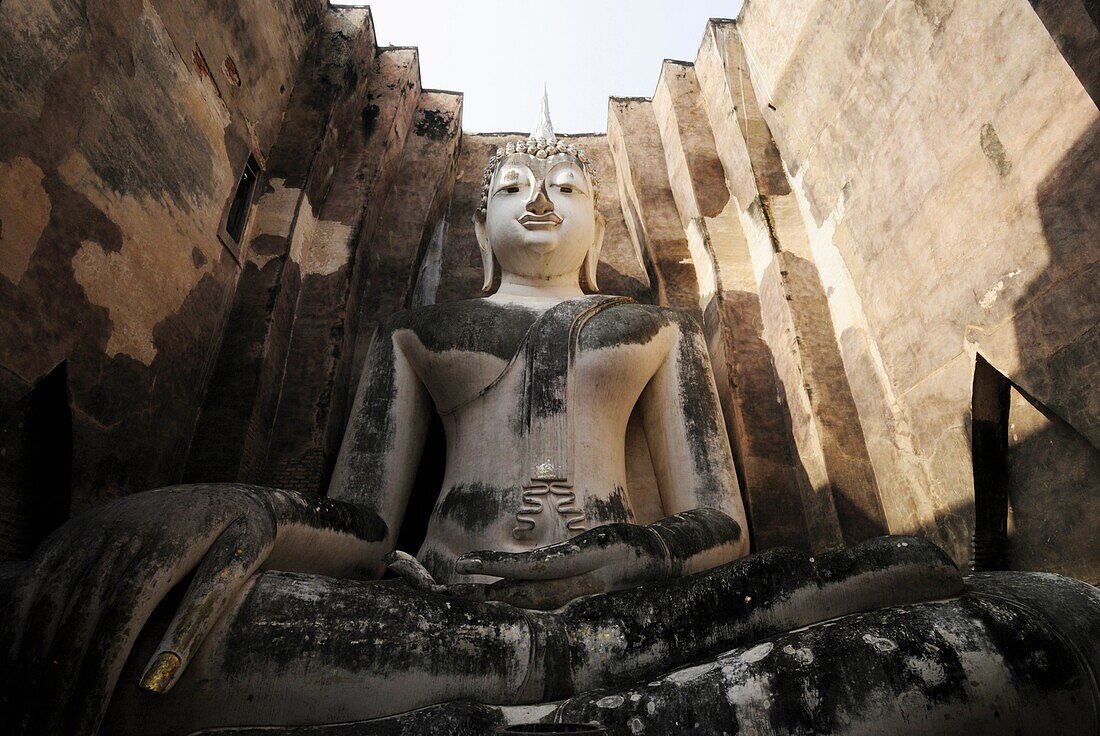 The large seated Buddha, Wat Si Chum, Sukhothai, Thailand