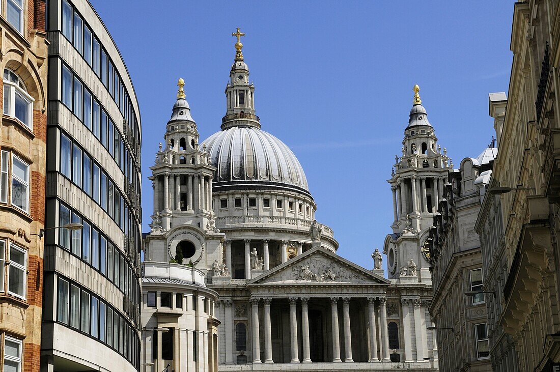St Pauls Cathedral seen from Ludgate Hill, London, England, UK
