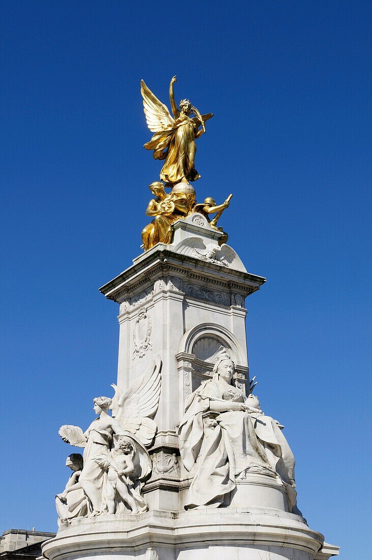 The Queen Victoria monument outside Buckingham Palace, London England UK