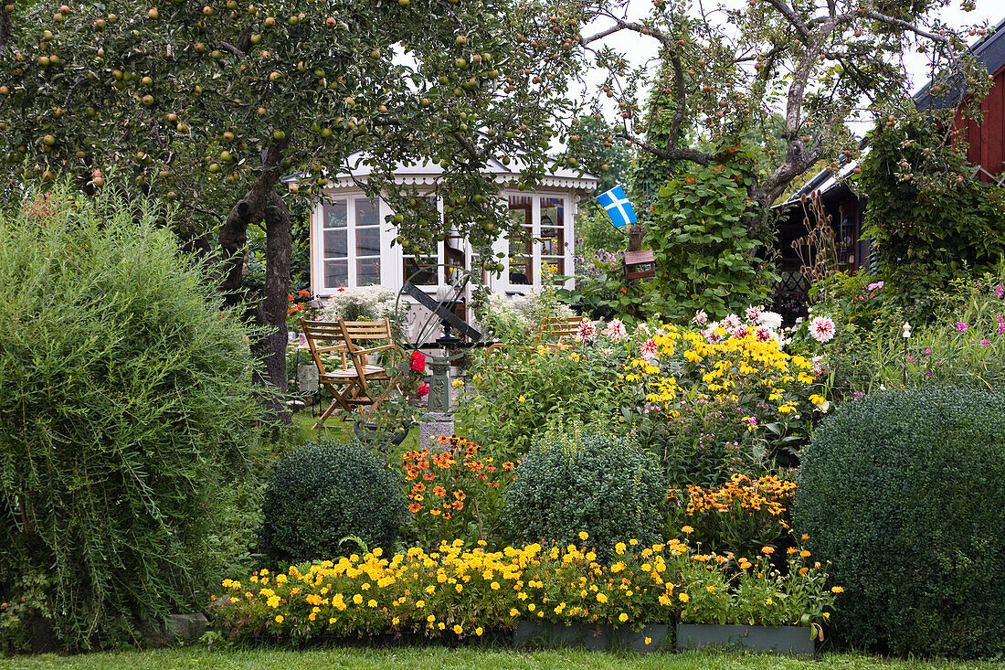 Haus und Garten in Pataholm, Smaland, Süd Schweden, Skandinavien, Europa