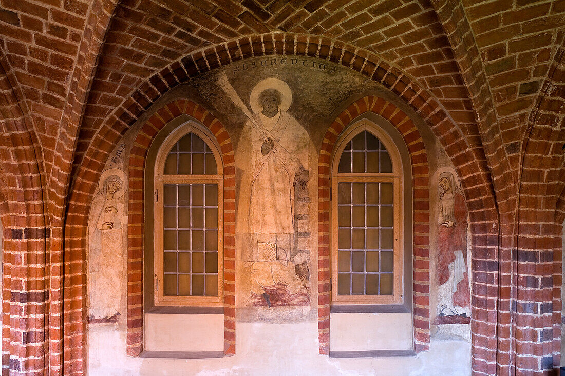 Kreuzgang im Kloster Wienhausen, ehemalige Zisterzienserabtei, heute evangelisches Frauenkloster, Wienhausen, Niedersachsen, Deutschland, Europa