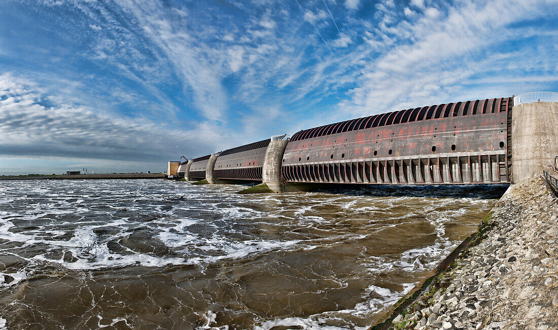 Eidersperrwerk, Hauptzweck des Sperrwerks ist der Schutz vor Sturmfluten der Nordsee, Tönning, Schleswig-Holstein, Deutschland