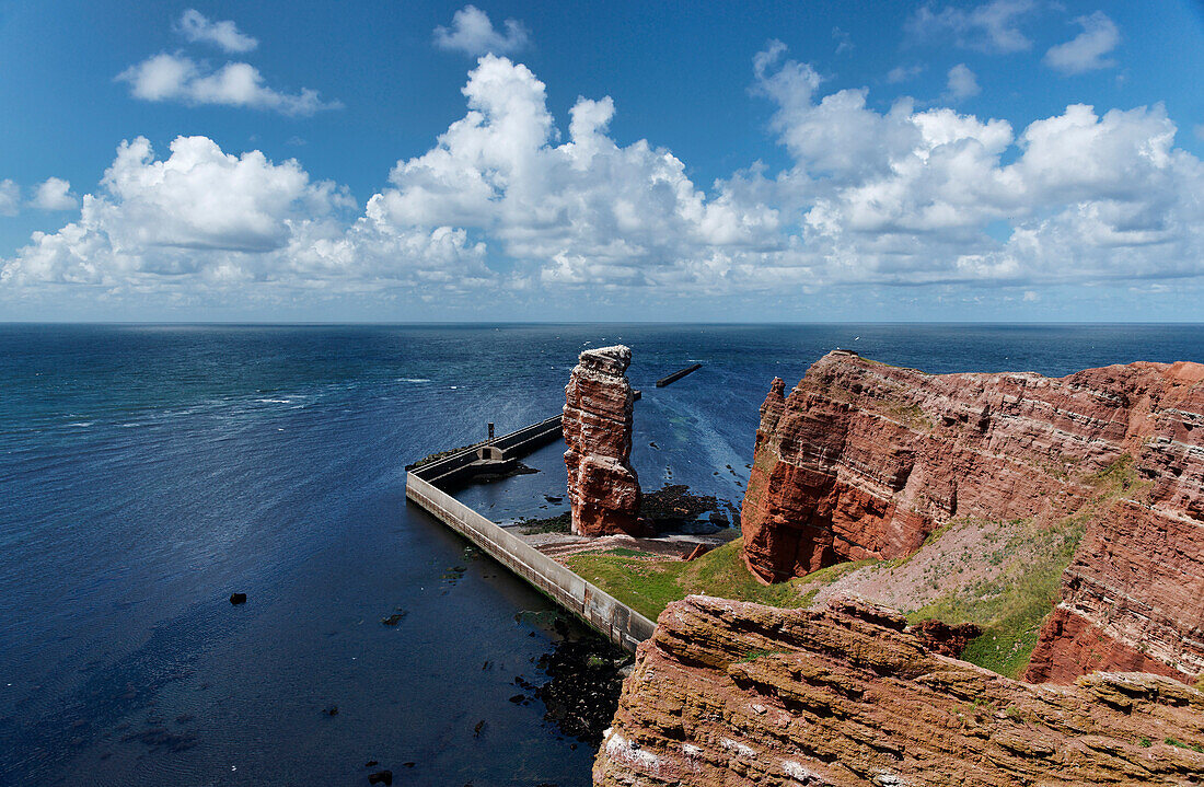 Die Lange Anna ist das Wahrzeichen der deutschen Nordseeinsel Helgoland, Nordseeinsel Helgoland, Schleswig-Holstein, Deutschland