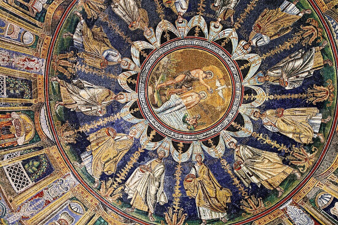 Mosaic in Baptistry of Neon Battistero Neoniano, Orthodox Baptistry, UNESCO World Heritage site, Ravenna, Emilia-Romagna, Italy