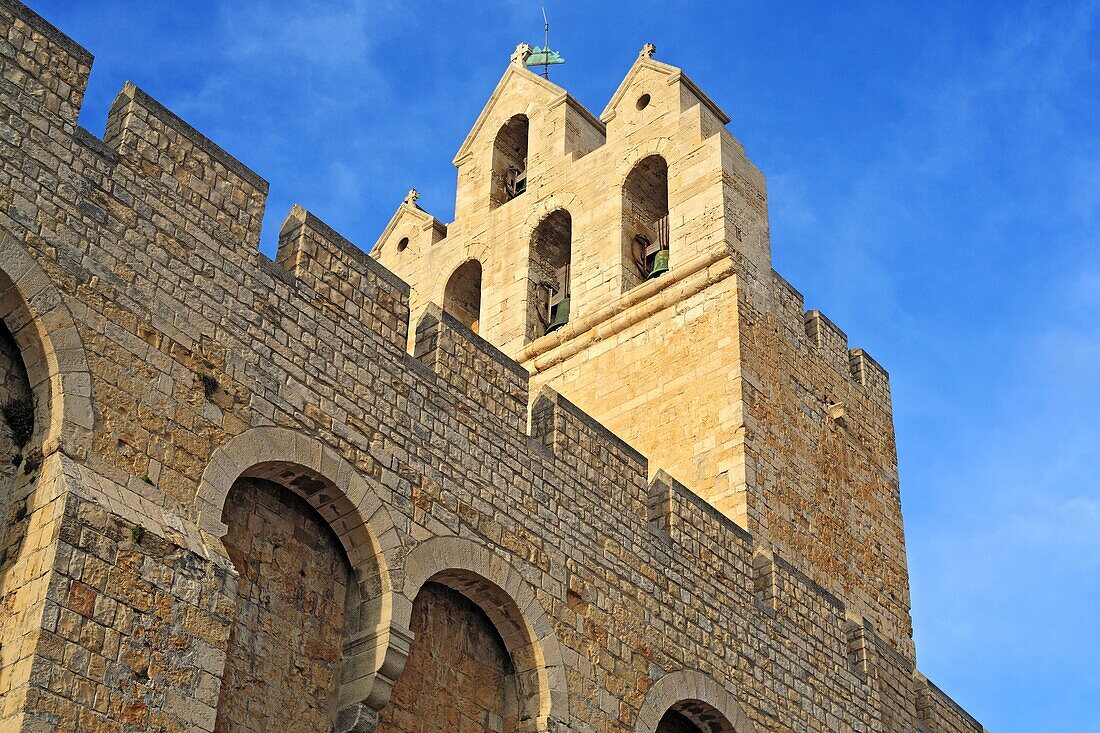 Fortified church 12 cent, Saintes-Maries-de-la-Mer, Languedoc-Roussillon, France
