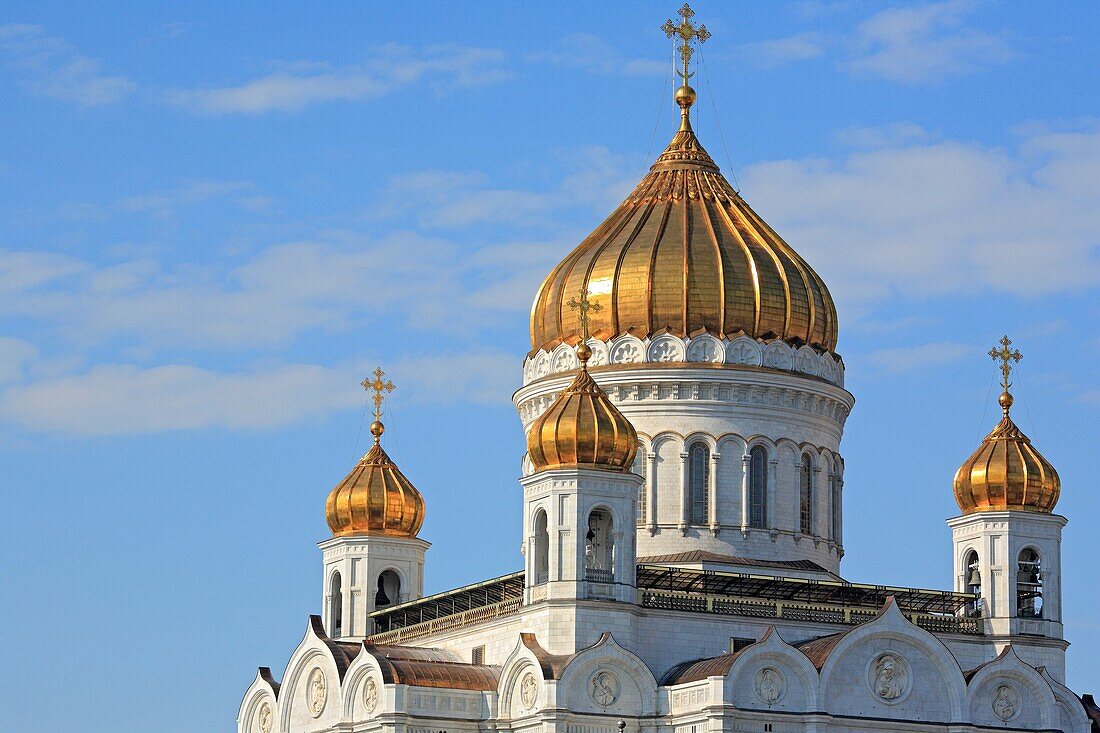 Cathedral of Christ the Saviour, view from Moskva river, Moscow, Russia