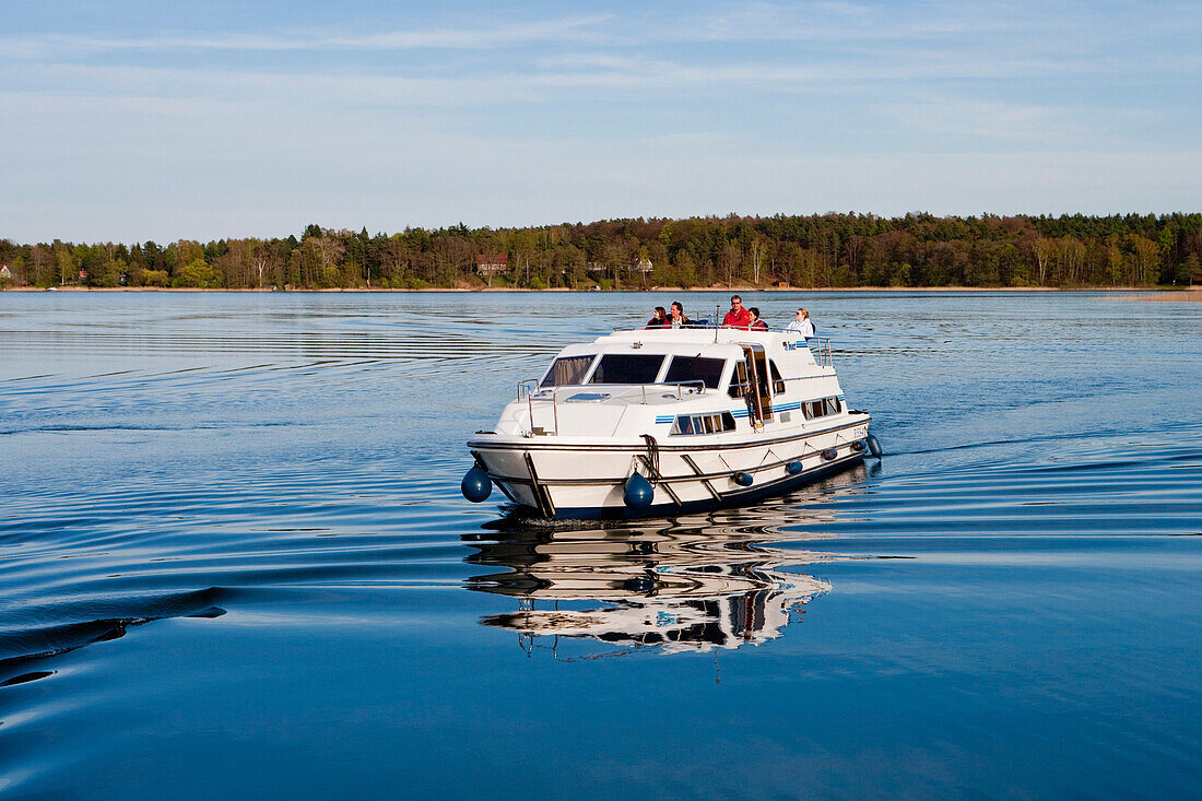 Houseboat on the lake Zootzensee near Zechlinerhütte, North Brandenburg Lake District, Brandenburg, Germany