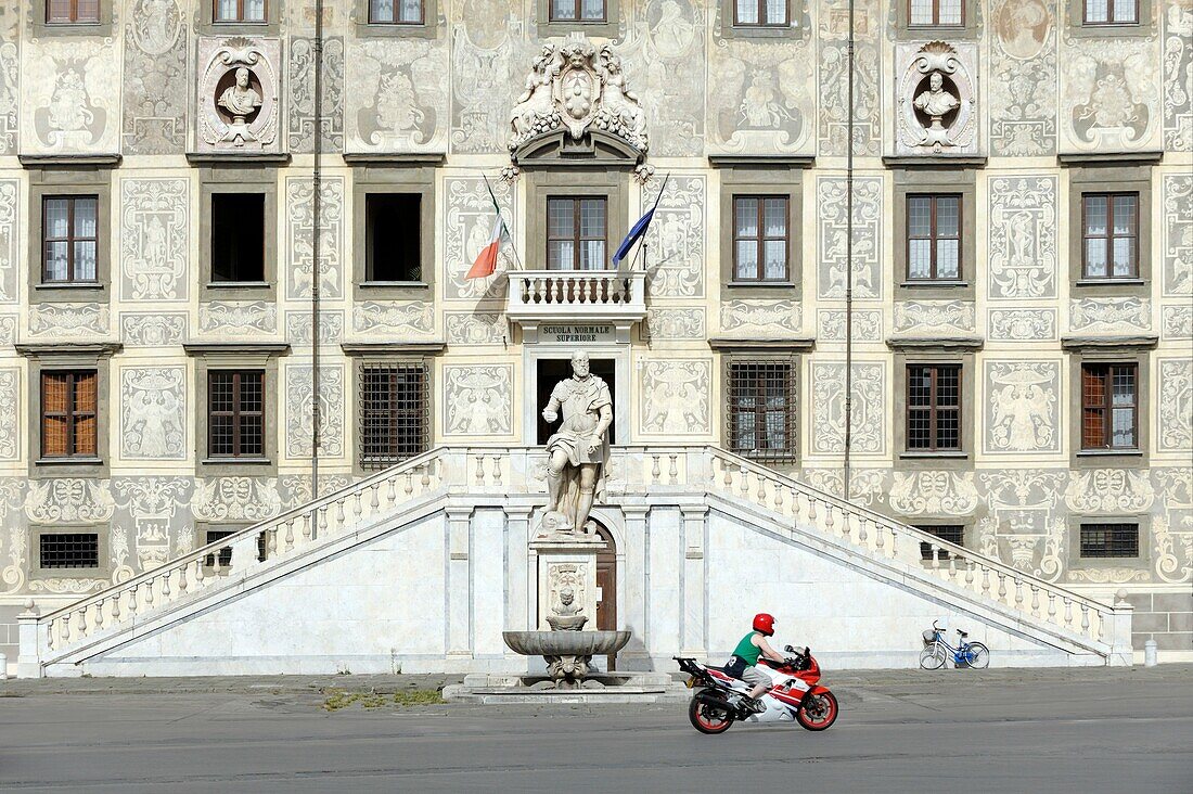 Pisa, Tuscany, Italy Palazzo della Carovana also known as Palazzo dei Cavalieri 16C palace in Knights Square built by Vasari