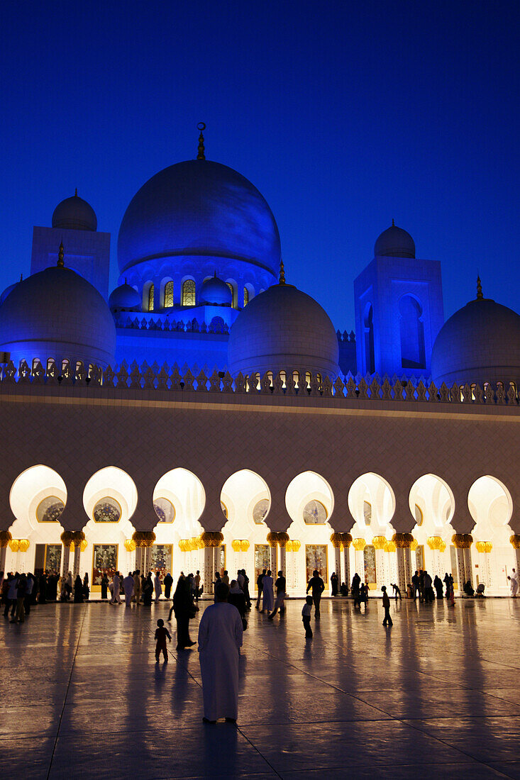 Sheikh Zayed Moschee, Abu Dhabi, Vereinigte Arabische Emirate, VAE