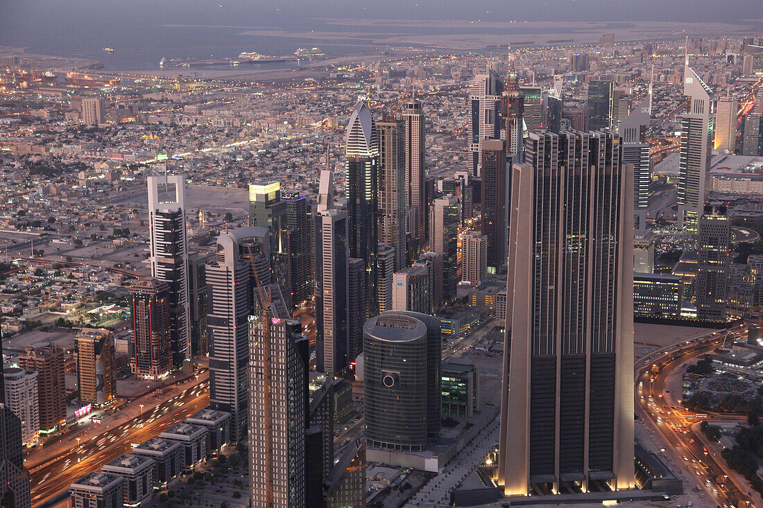 Aussicht vom Burj Khalifa, Burj Chalifa, Aussichtsplattform, At The Top, Sheikh Zayed Road, Dubai, Vereinigte Arabische Emirate, VAE