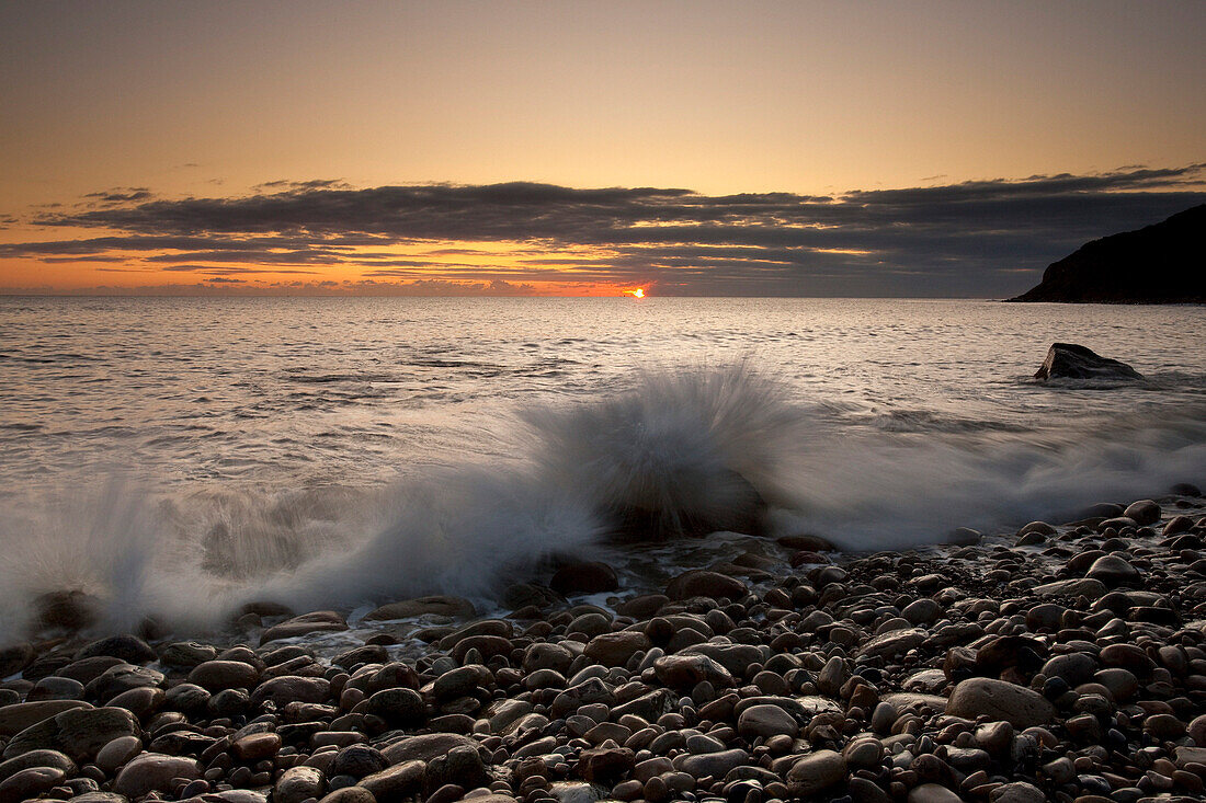 October Dawn, Hayburn Wyke, North Yorkshire Coast near Scarborough, Scarborough, North Yorkshire, UK - England