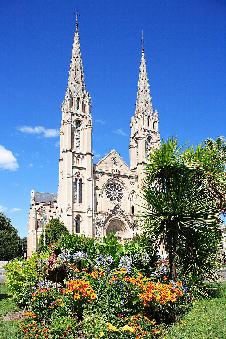 Saint Baudile Church and flowers, Nimes, Languedoc-Roussillon, France