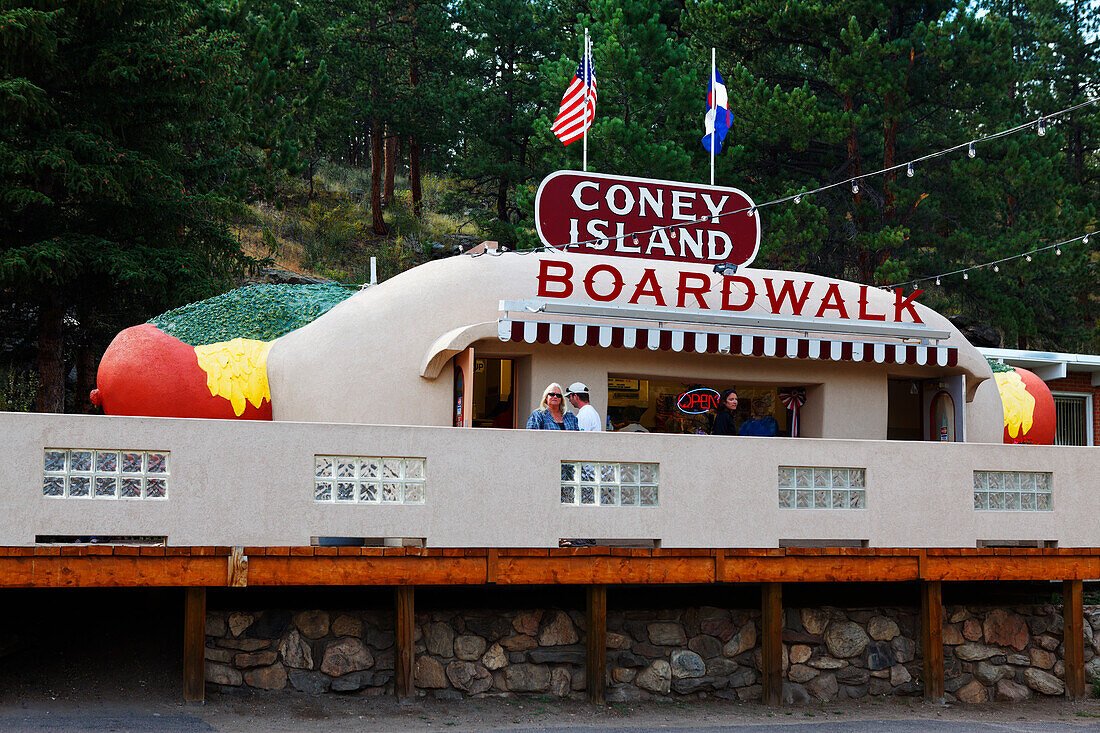 Bailey, Coney Island Boardwalk Diner, Colorado, USA, North America, America