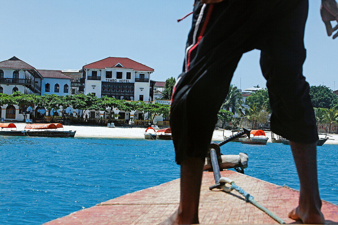 Excursion boat and Tembo hotel in the background, Stonetown, Zanzibar City, Zanzibar, Tanzania, Africa