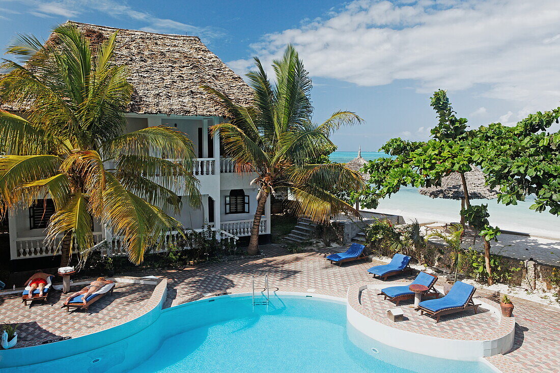 The Sau Inn hotel with pool in the sunlight, Jambiani, Zanzibar, Tanzania, Africa