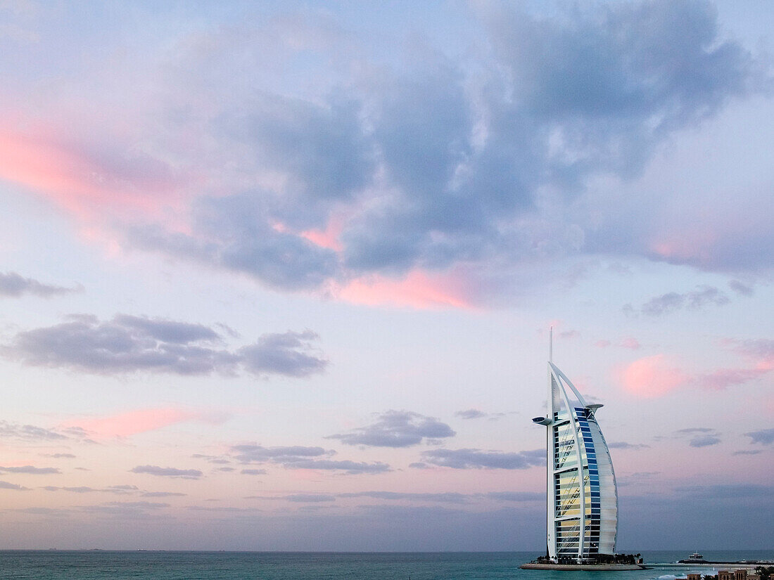 Hotel with Ocean in Background, Dubai, United Arab Emirates
