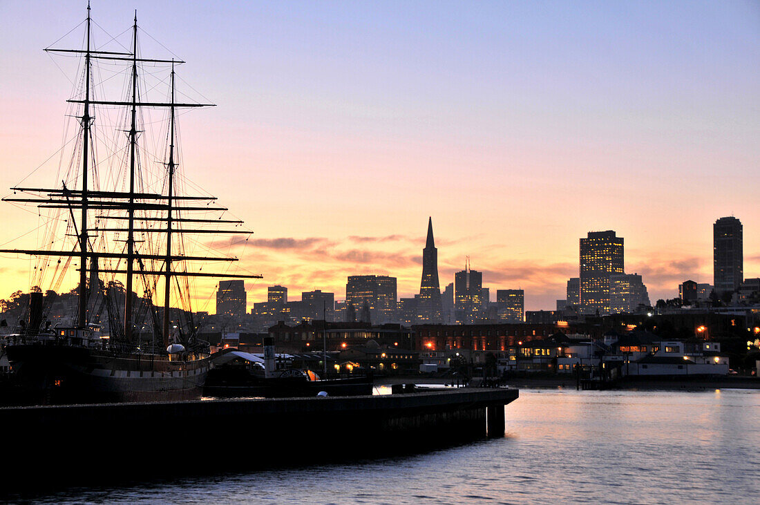 Stadtansicht am Morgen, San Francisco, Kalifornien, USA, Amerika