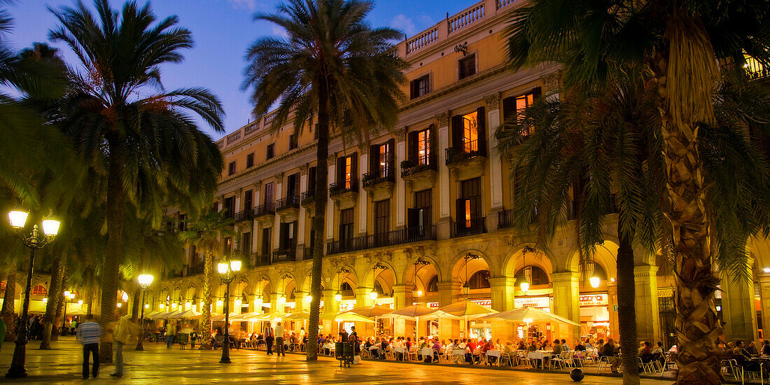Restaurants,Plaza Real at twilight,Barcelona,Catalonia,Spain