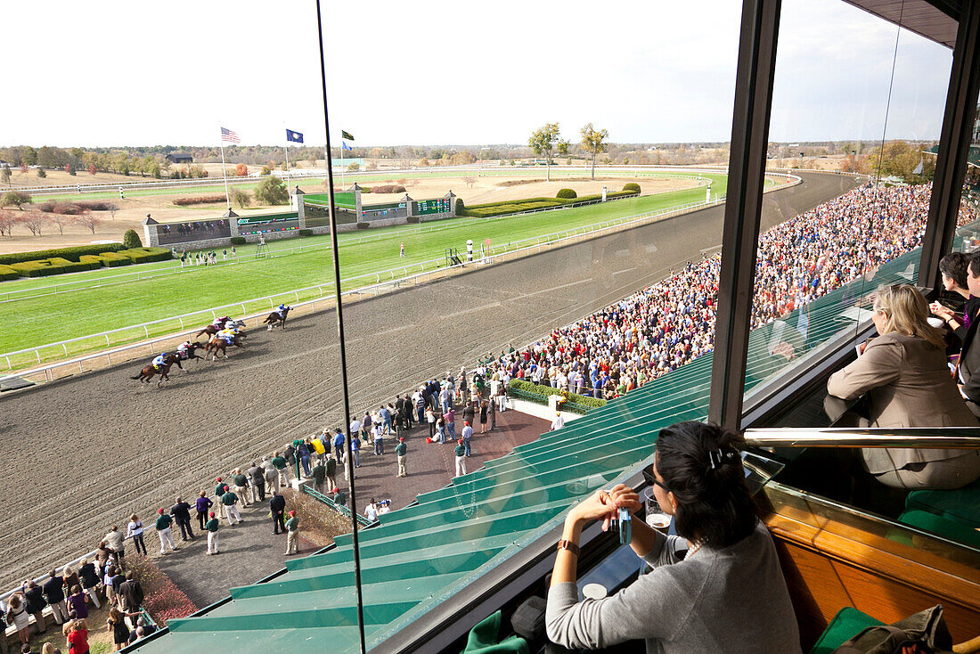 Keeneland Horse Race, visitors watching the race, Lexington, Kentucky, United States of America, USA