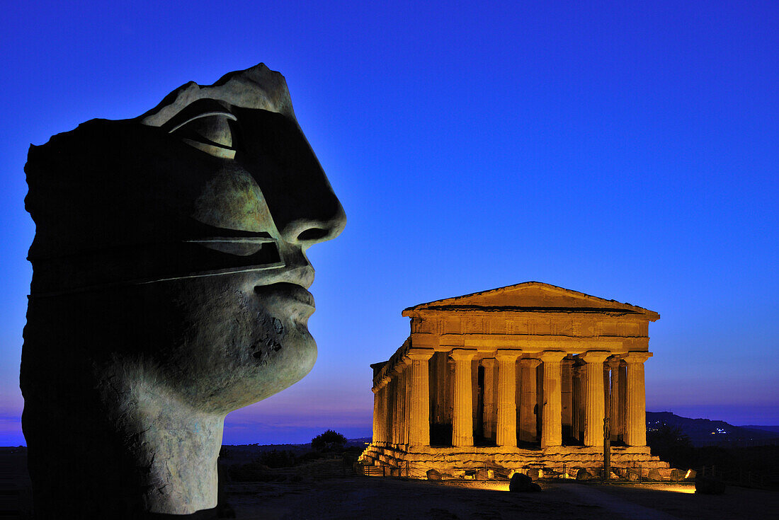 Sculpture by Igor Mitoraj, Concordia temple, Valle dei Templi, Agrigento, Sicily, Italy