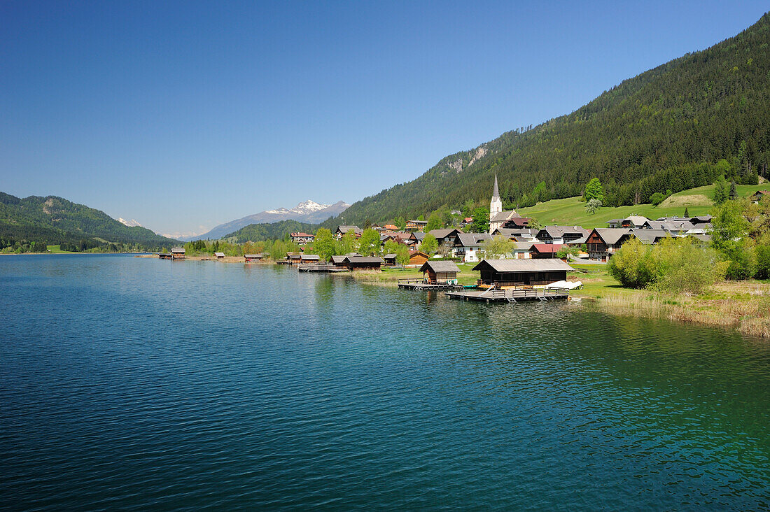 Lake Weissensee with Gatschach village, lake Weissensee, Carinthia, Austria, Europe