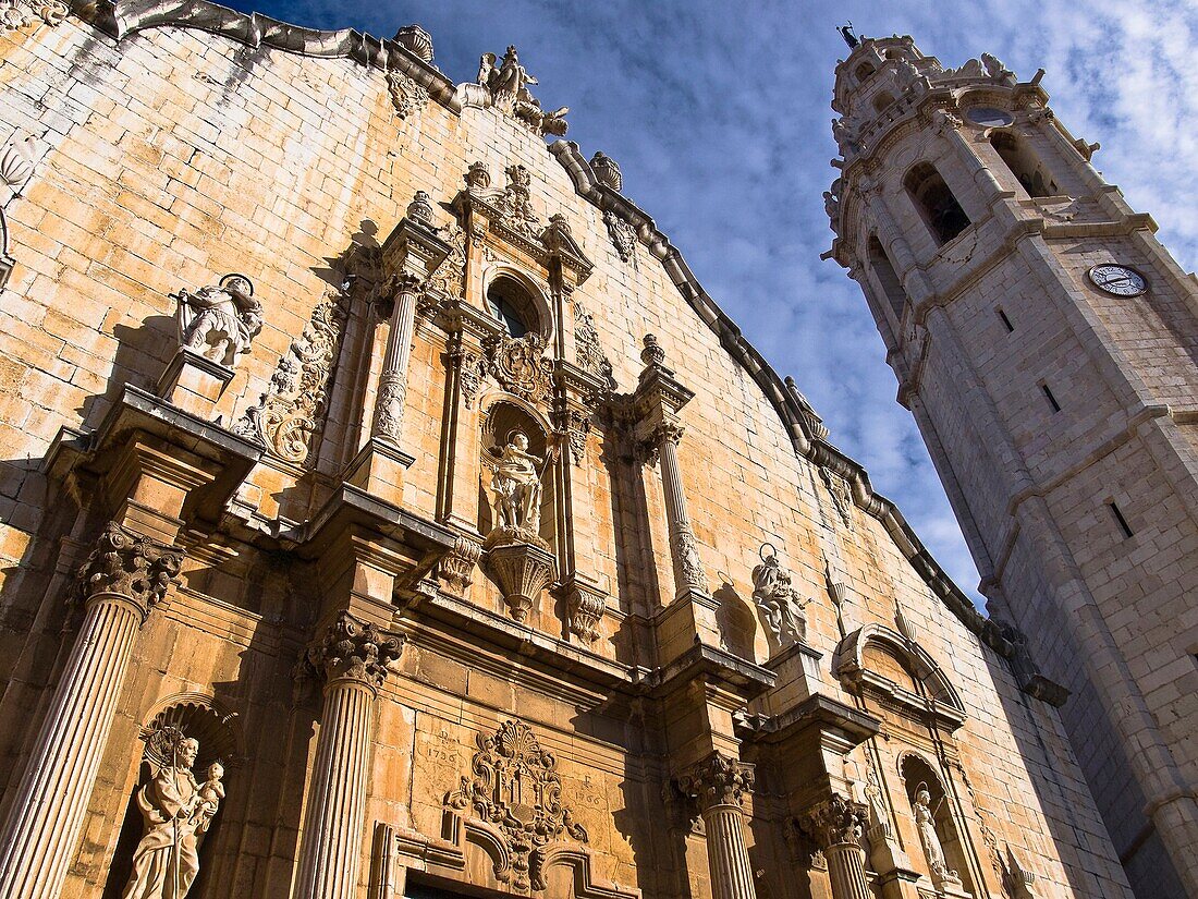 Main front and belltower of the Baroque church of San Juan Bautista (18th century), Alcala de Xivert. Baix Maestrat, Castellon province, Comunidad Valenciana, Spain