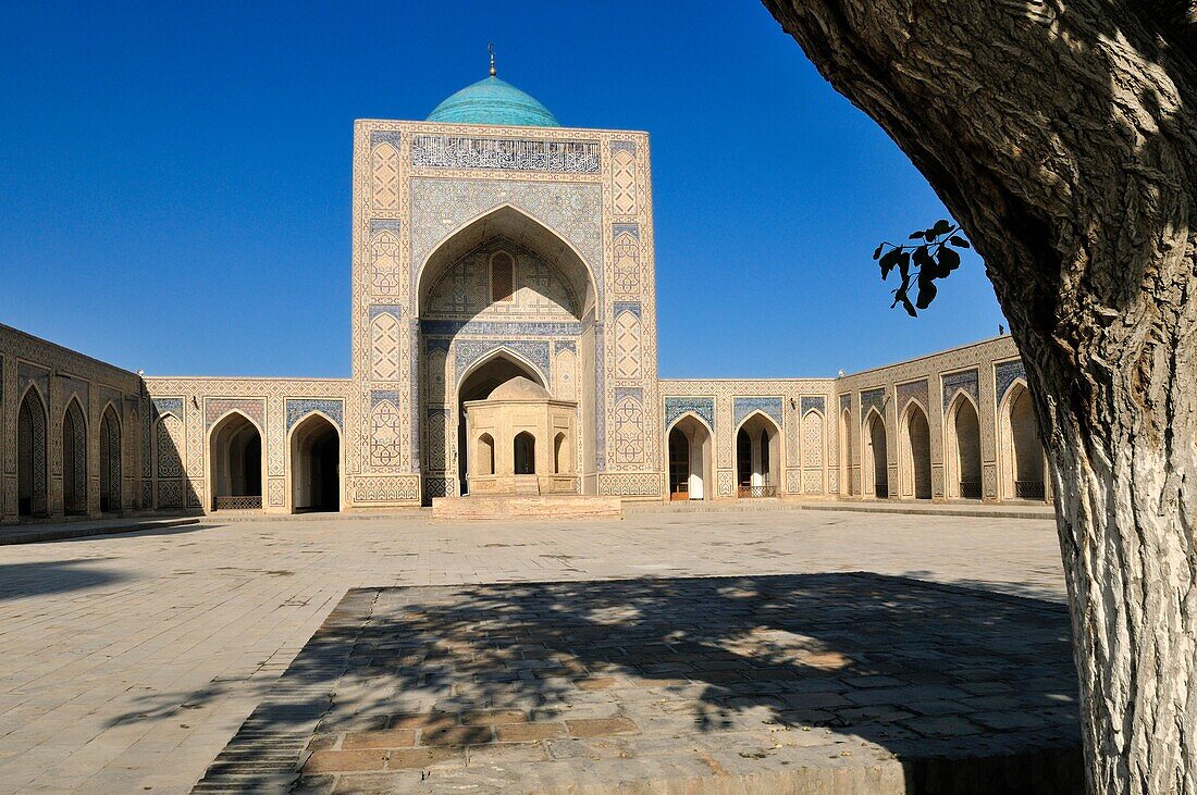 courtyard of Kalan, Kalyan, Kalon Mosque, Bukhara, Buchara, Silk Road, Unesco World Heritage Site, Uzbekistan, Central Asia