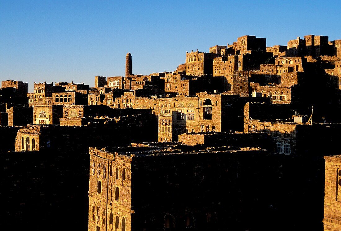 Asia, Yemen, Thula, Himyarite period, the town is very well preserved and includes traditional houses and mosques, stone houses view