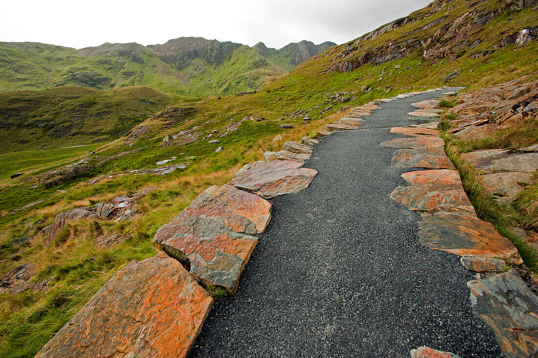 Der Miners Track Richtung Mt. Snowdon, Snowdonia National Park, Wales, Großbritannien