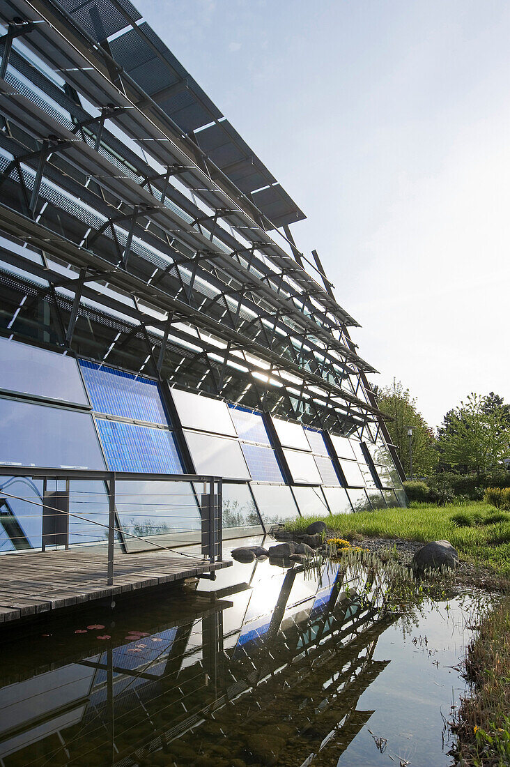 Solarfabrik mit Solarfassade, Freiburg im Breisgau, Baden-Württemberg, Deutschland, Europa