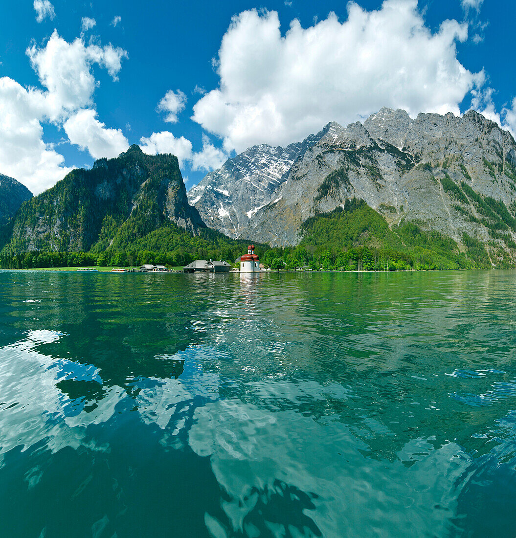 Lake Königssee and St. Bartholomew's pilgrimage church with east face of the Watzmann in the background, Berchtesgadener Land, Upper Bavaria, Germany, Europe