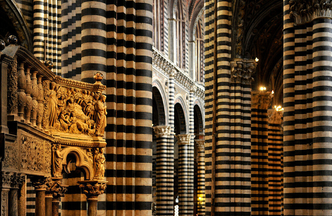 Interior view of the cathedral, Siena, Tuscany, Italy, Europe