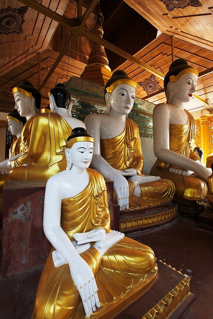 Myanmar, Burma, Yangon, Rangoon, Shwedagon Pagoda, Buddha statues