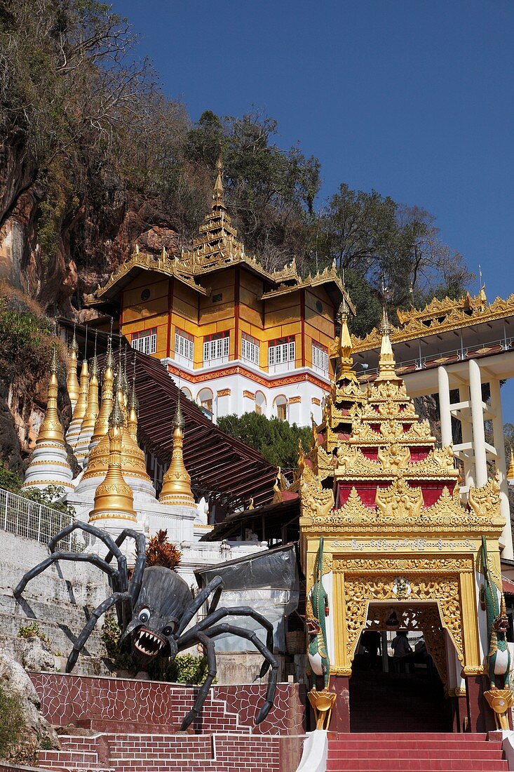 Myanmar, Burma, Pindaya, shrine, cave entrance