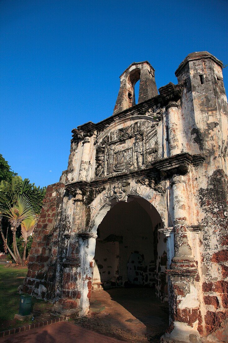 Malaysia, Melaka, Malacca, Porta de Santiago, A'Famosa, Portugese fortress