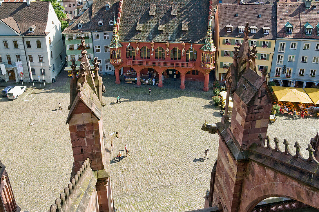Blick auf Münsterplatz, Altstadt, Freiburg im Breisgau, Baden-Württemberg, Deutschland