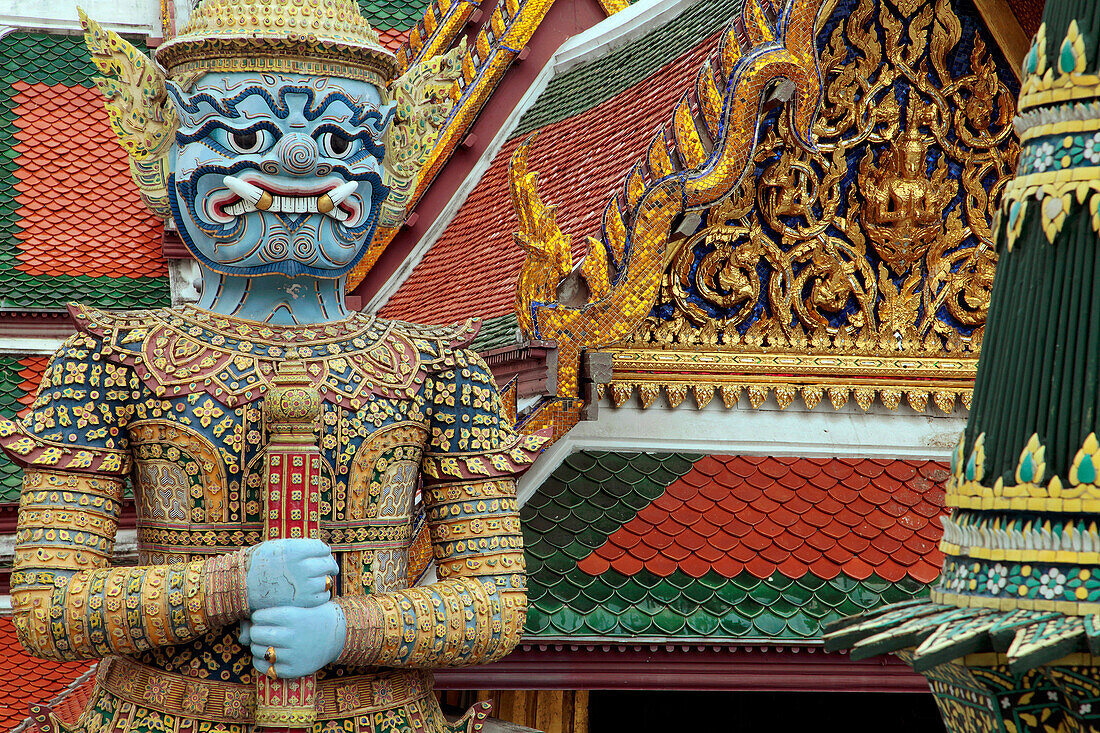 Yaksha (Guardian), the Ramakien Giant Who Scares Away Evil Spirits at the Entrance to the Wat Phra Keo Or the Temple of the Emerald Buddha, Royal City of Bangkok, Thailand, Asia