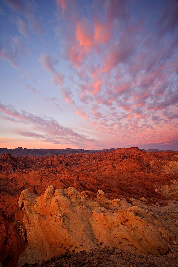 Sunrise over Valley of fire state park