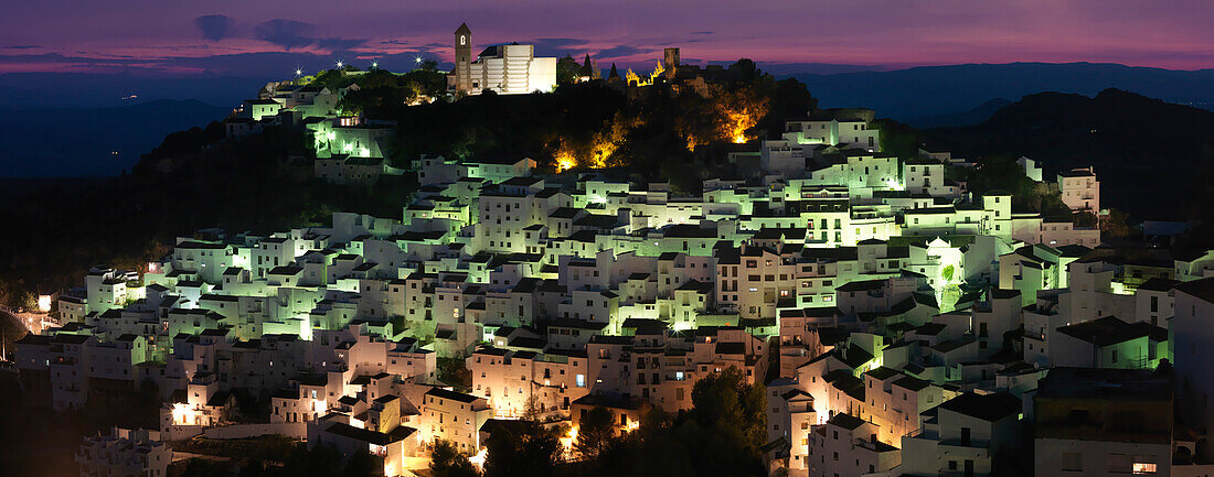 Andalusien weiße Dörfer, Casares nahe Marbella, Andalusien, Spanien