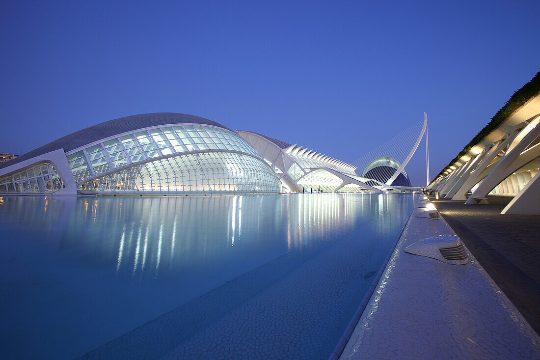 L'Hemisferic, Museo de las Ciencias Príncípe Felipe, Ágor, Architekt Santiago Calatrava, Valencia, Spanien