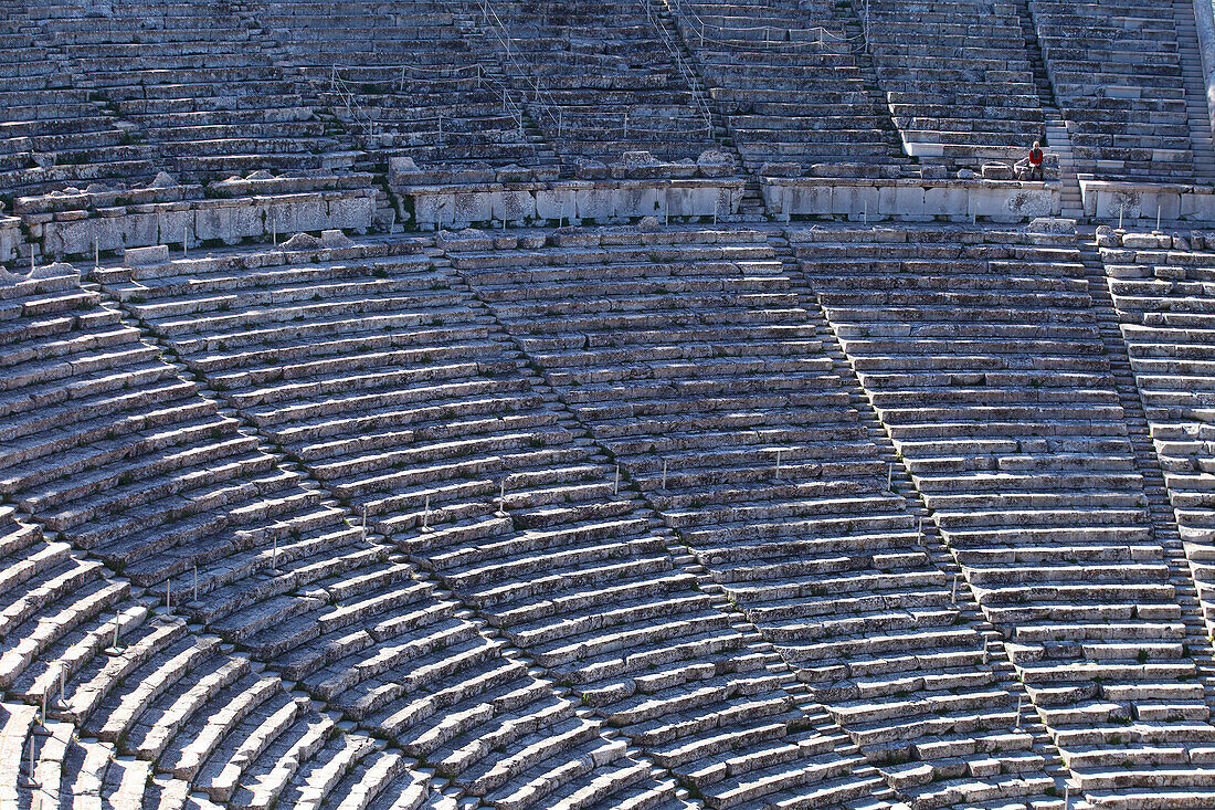 Amphitheater von Epidaurus, Peloponnes, Griechenland