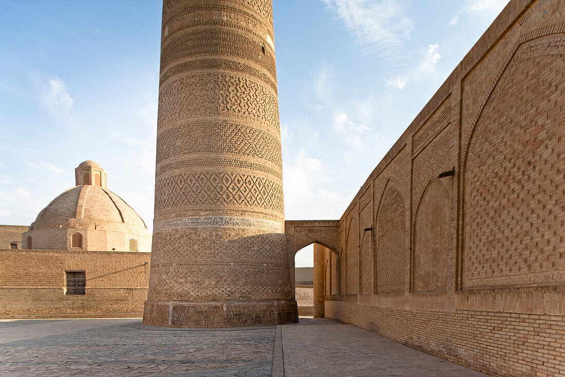 Uzbekistan, Bukhara, Kalyan minaret and Po-i-Kalyan complex