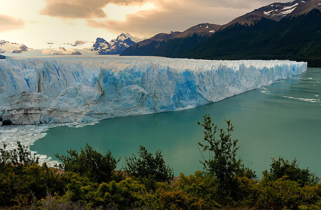 Argentina, Patagonia, Los Glaciares national park, Perito Moreno glacier