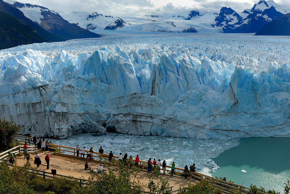 Argentina, Patagonia, Los Glaciares National Park, Perito Moreno glacier